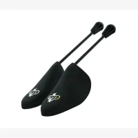 یک محصول بسیار کاربردی برای شما که به سالم ماندن کفش های گرانقیمت خود اهمیت می دهید. با قالب های فنری کرپ پروتکت دیگر نگران شکستن و تا خوردن کفش های خود نباشید این قالب ها را در زمانی که از کفش هایتان استفاده نمی کنید درون کفش قرار می دهید تا همیشه کفش قوام خود را حفظ کند این پک دارای دو جفت قالب بسیار با کیفیت فنری است که در قسمت جلویی قالب از پارچه مخمل بسیار با کیفیت استفاده شده است.