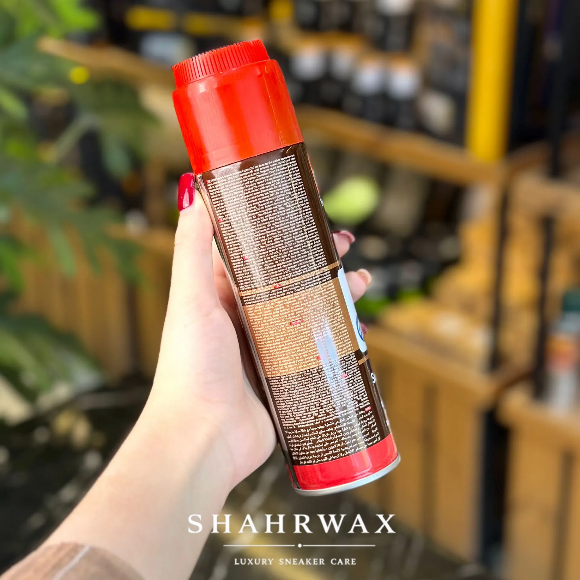 اسپری جیر و نبوک رنگ قهوه ای شو ترک ۲۵۰ میلی لیتر