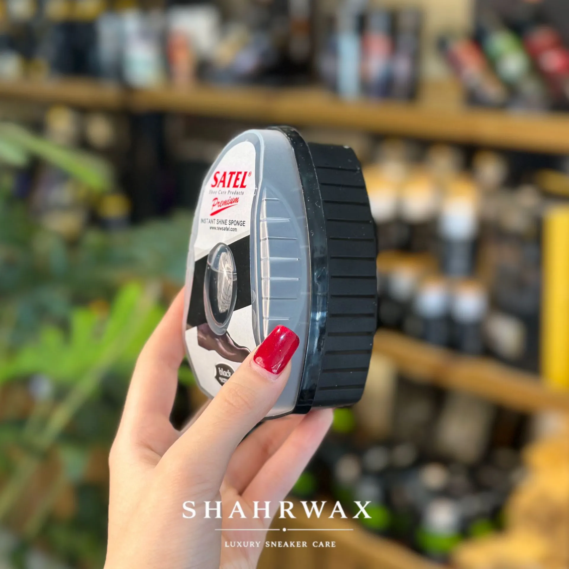 واکس ابری مخزن دار ساتل رنگ مشکی